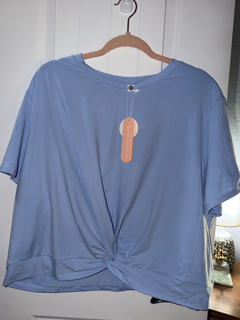 Women's Light Blue Short Sleeve Cropped Knot-Front Tee